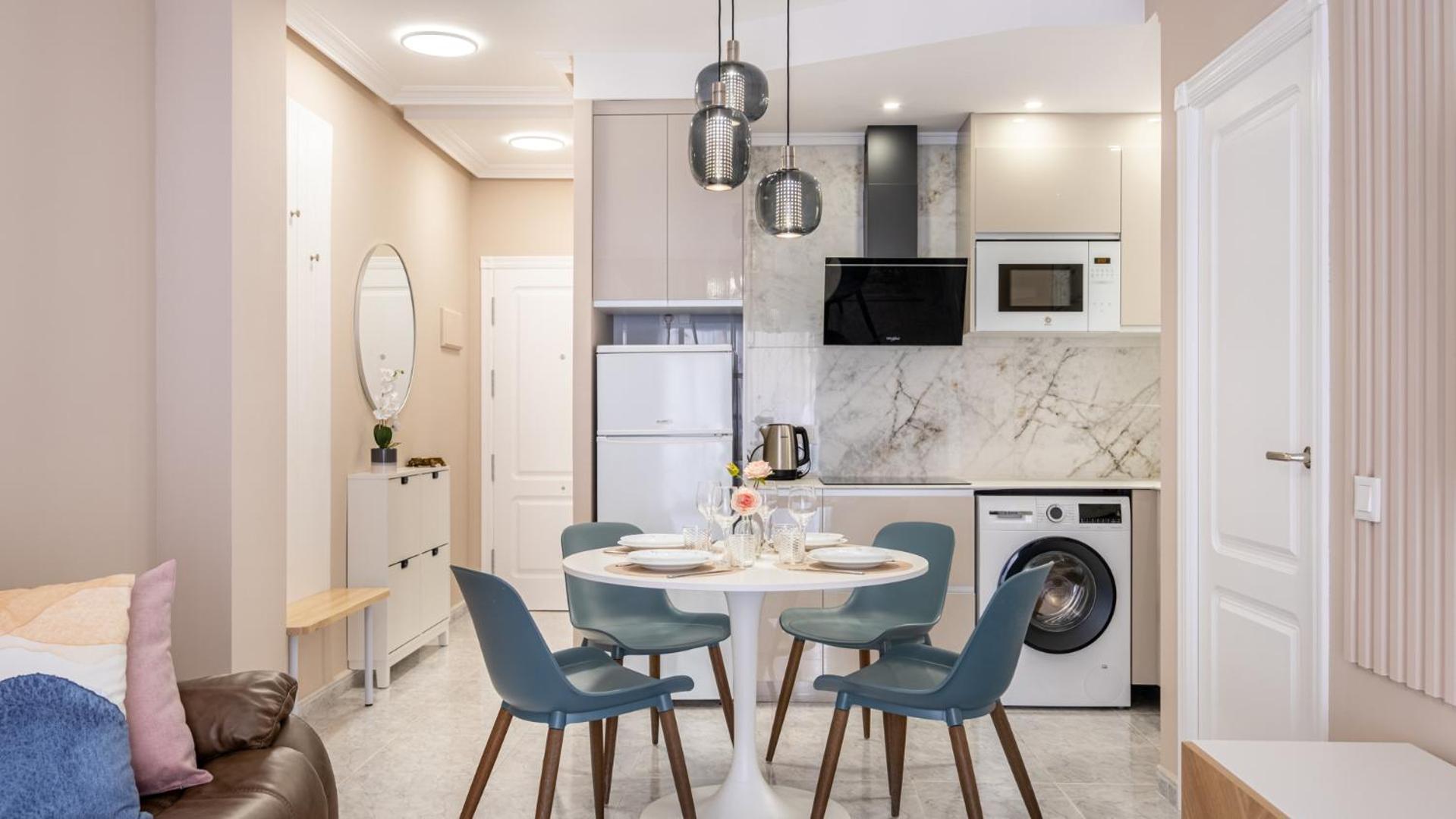 Apartamento Centrico Con Garaje Torrevieja Eksteriør bilde